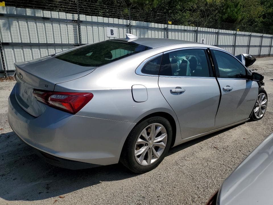 2022 CHEVROLET MALIBU LT 3