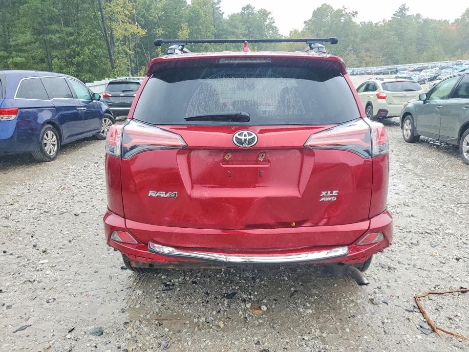 2018 TOYOTA RAV4 XLE 6