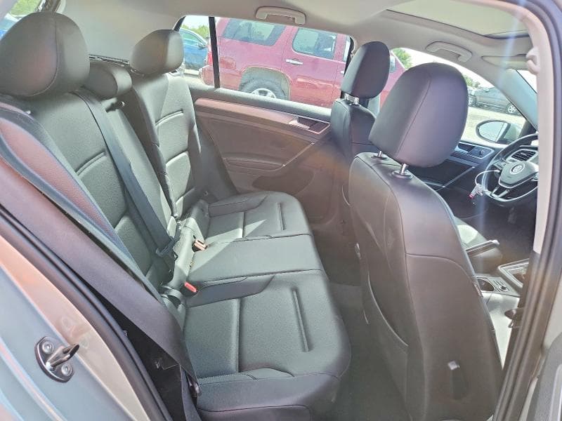 2017 VOLKSWAGEN GOLF S 10