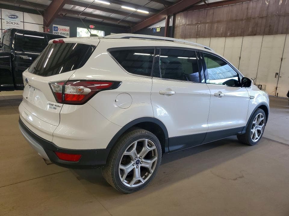 2017 FORD ESCAPE TITANIUM 3