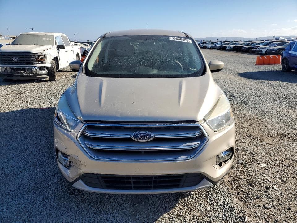 2017 FORD ESCAPE SE 5