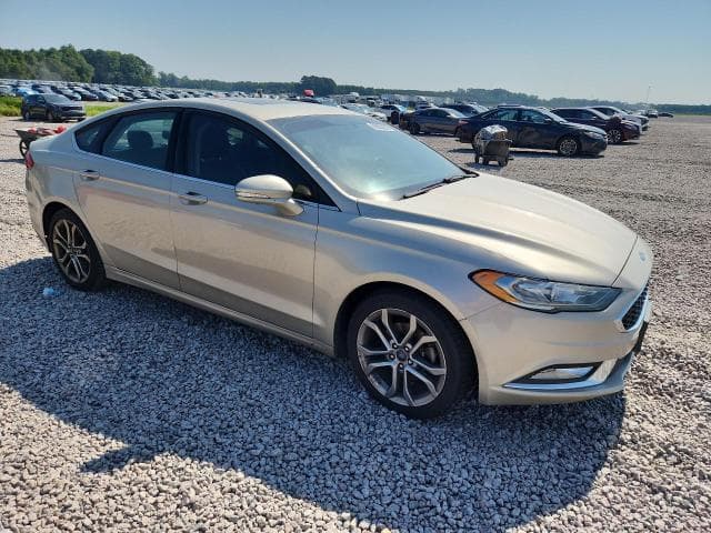 2017 FORD FUSION SE 4