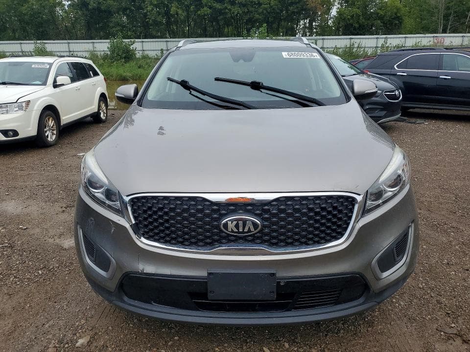 2017 KIA SORENTO LX 5