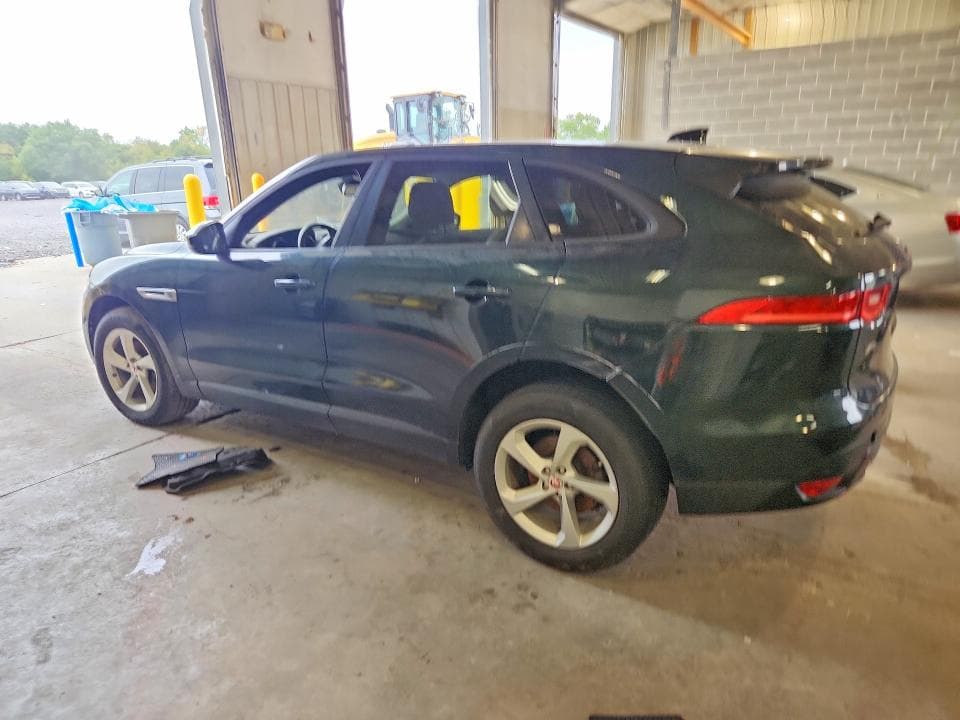 2018 JAGUAR F-PACE PREMIUM 2