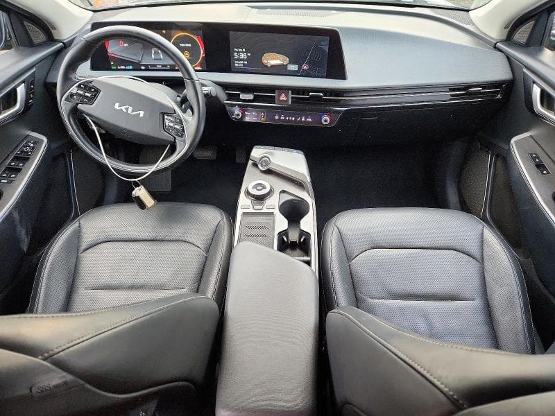 2023 KIA EV6 WIND 8