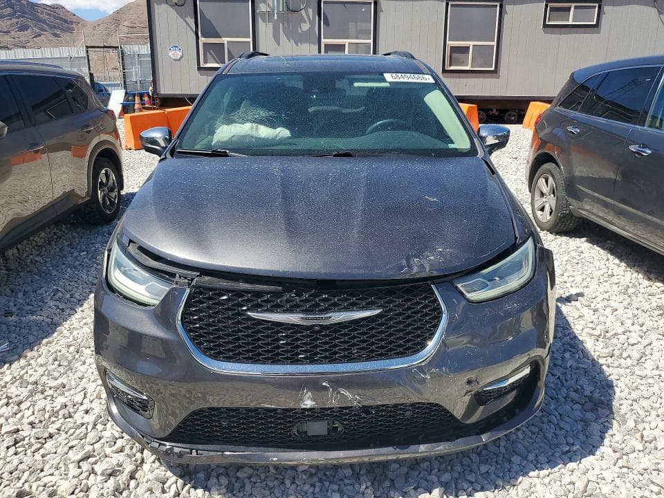 2022 CHRYSLER PACIFICA LIMITED 5