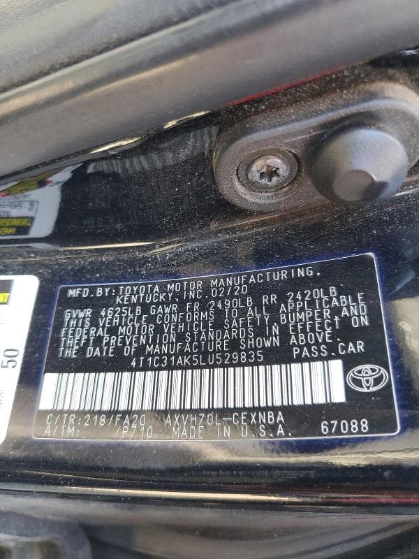 2020 TOYOTA CAMRY HYBRID BASE 12