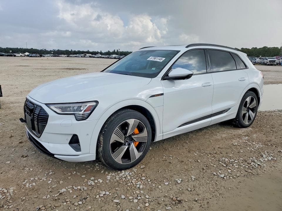 2023 AUDI E-TRON PREMIUM PLUS