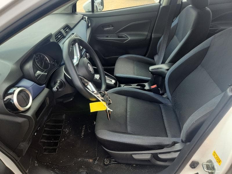 2023 NISSAN VERSA SV 7