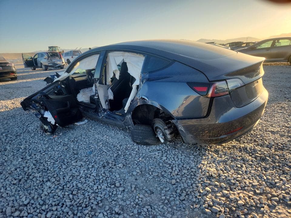 2021 TESLA MODEL 3 2