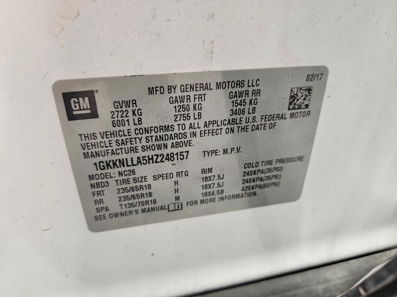 2017 GMC ACADIA SLE 13