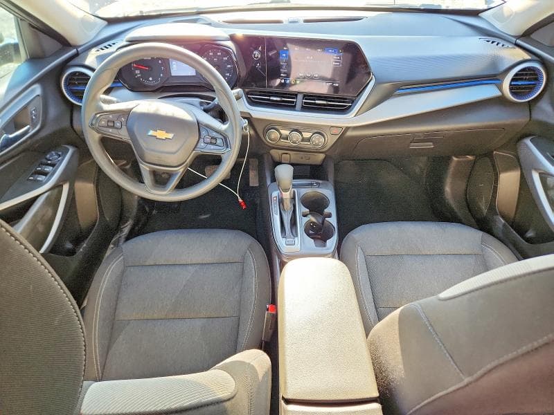 2024 CHEVROLET TRAX LS 8