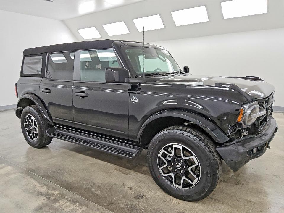 2026 FORD BRONCO OUTER BANKS 4
