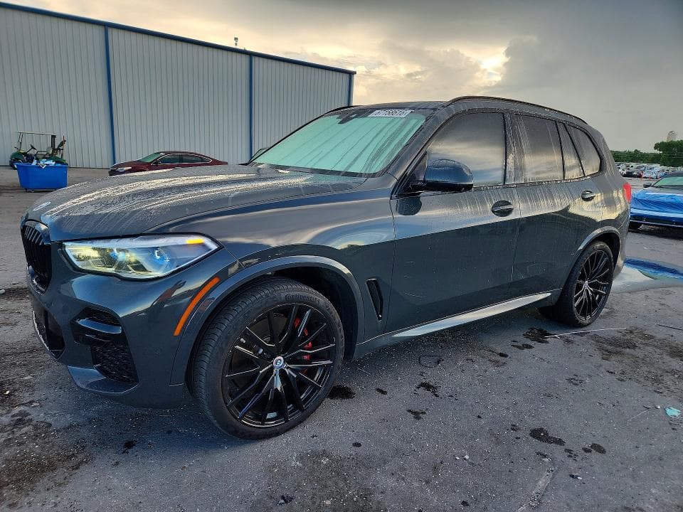 2023 BMW X5 M50I