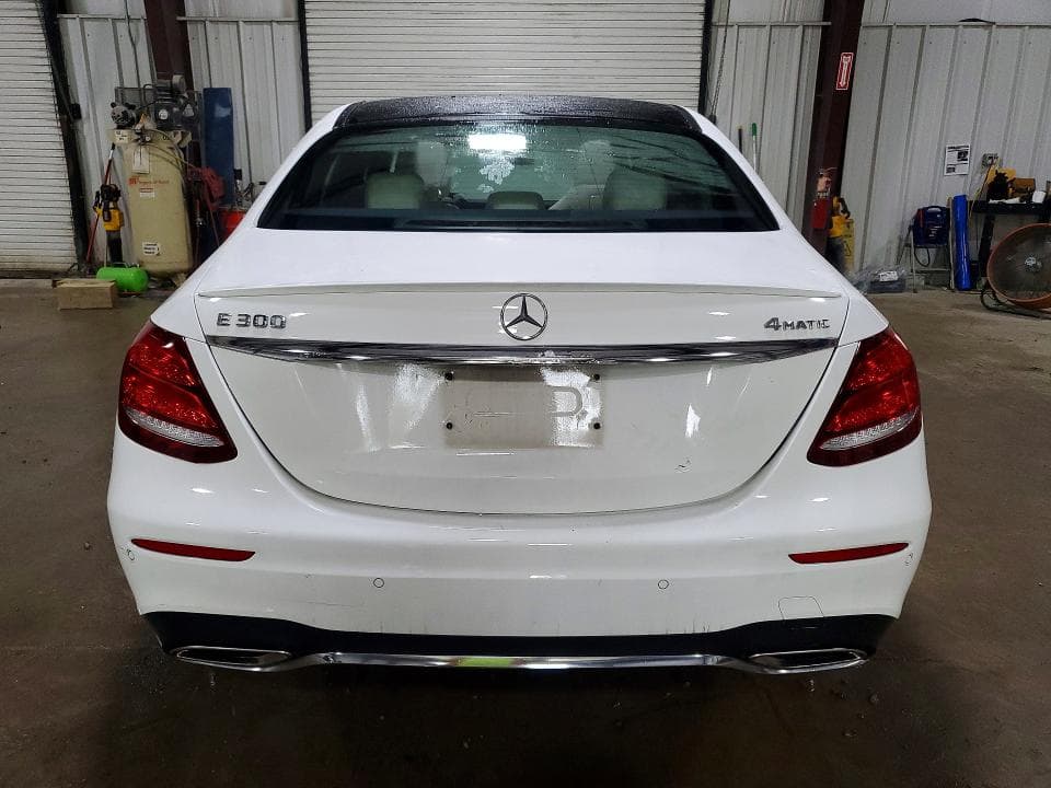 2018 MERCEDES-BENZ E 300 4MATIC 6