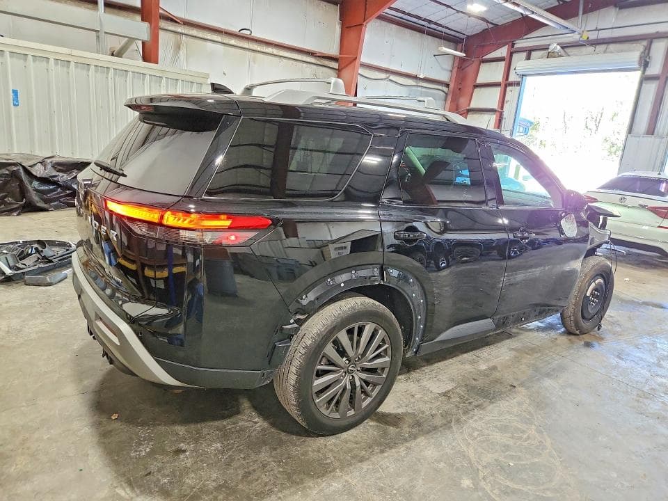 2024 NISSAN PATHFINDER SL 3