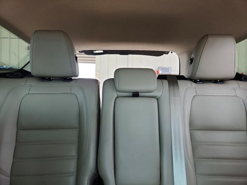 2017 FORD ESCAPE TITANIUM 10