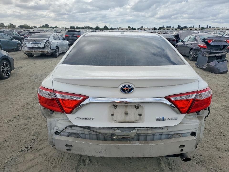 2017 TOYOTA CAMRY HYBRID XLE 6