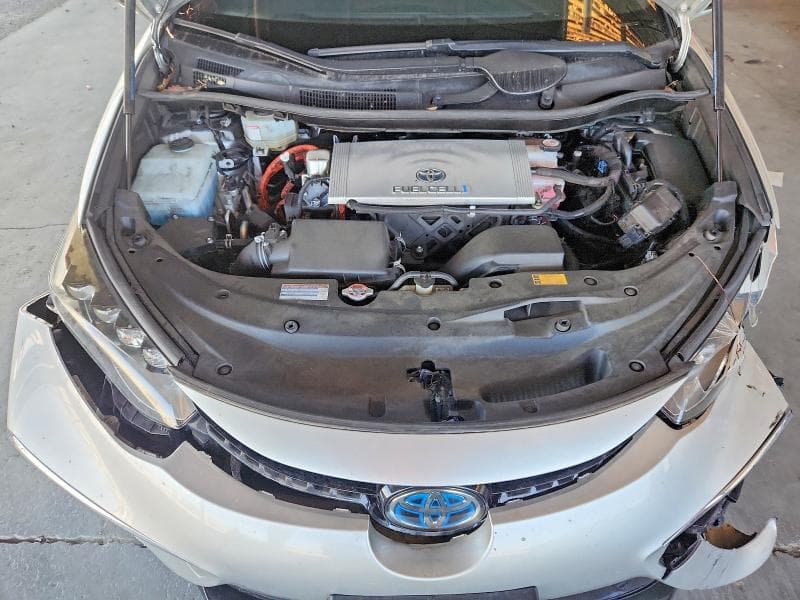 2019 TOYOTA MIRAI BASE 11