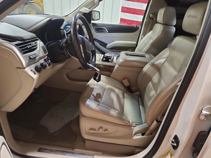 2017 GMC YUKON DENALI 7
