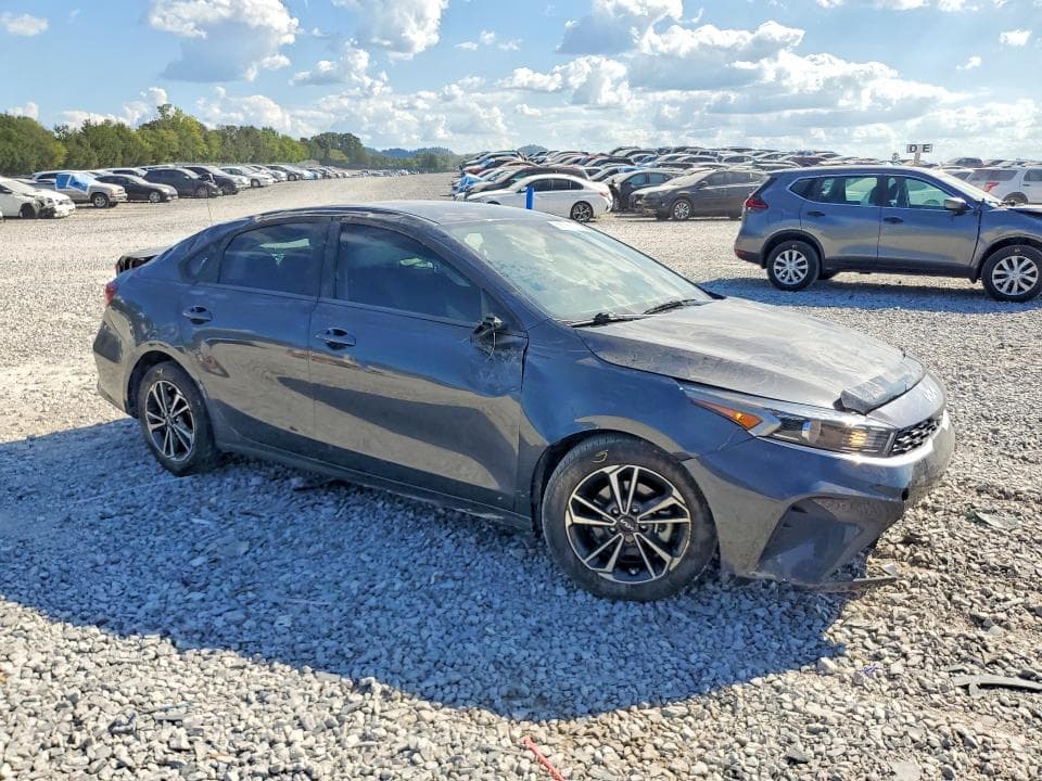 2024 KIA FORTE LXS 4