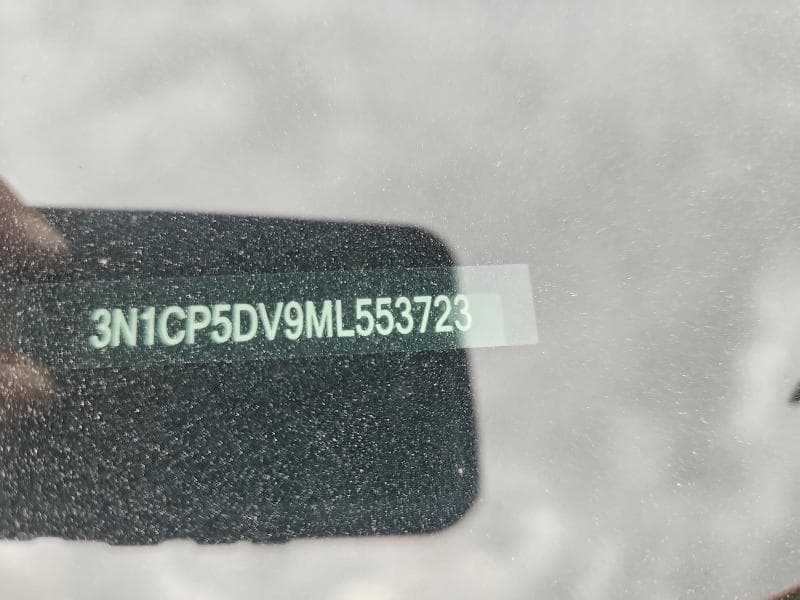 2021 NISSAN KICKS SR 12