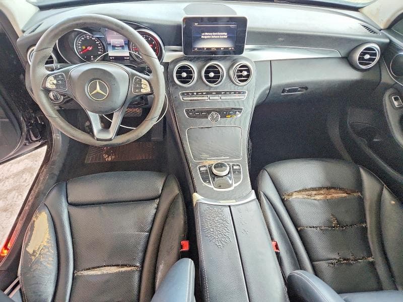 2017 MERCEDES-BENZ C 300 8