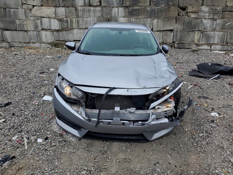 2018 HONDA CIVIC LX 5