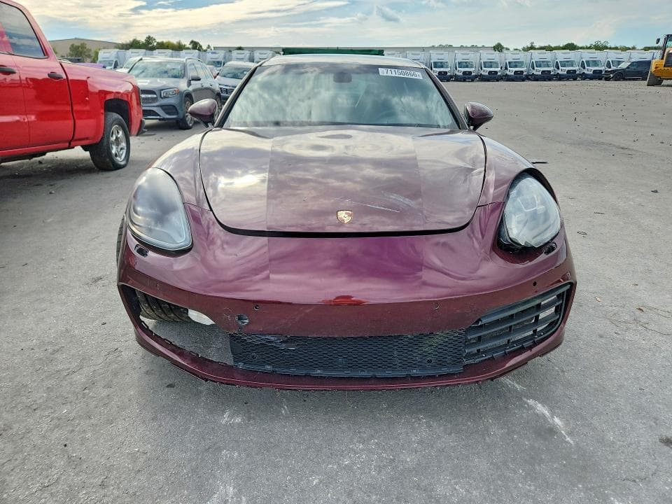 2018 PORSCHE PANAMERA 4 5