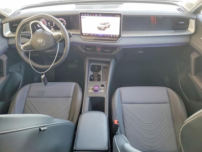 2026 VOLKSWAGEN TIGUAN SE 8