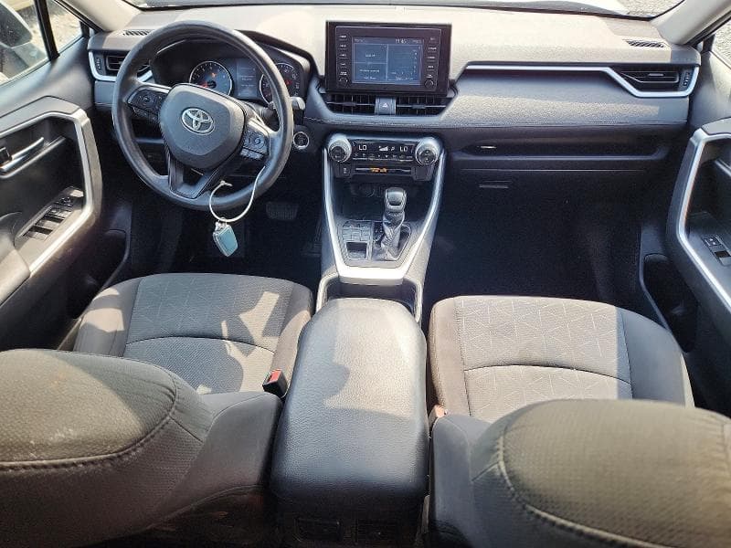 2019 TOYOTA RAV4 XLE 8