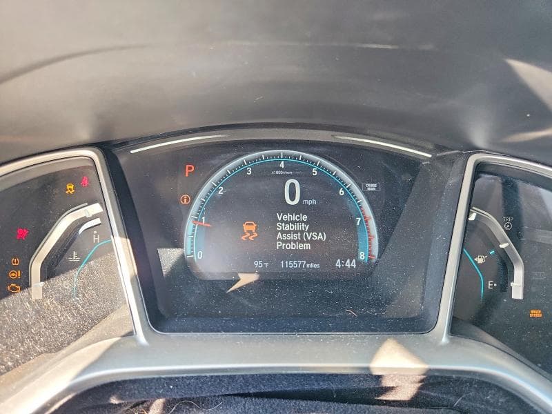 2018 HONDA CIVIC EX 9
