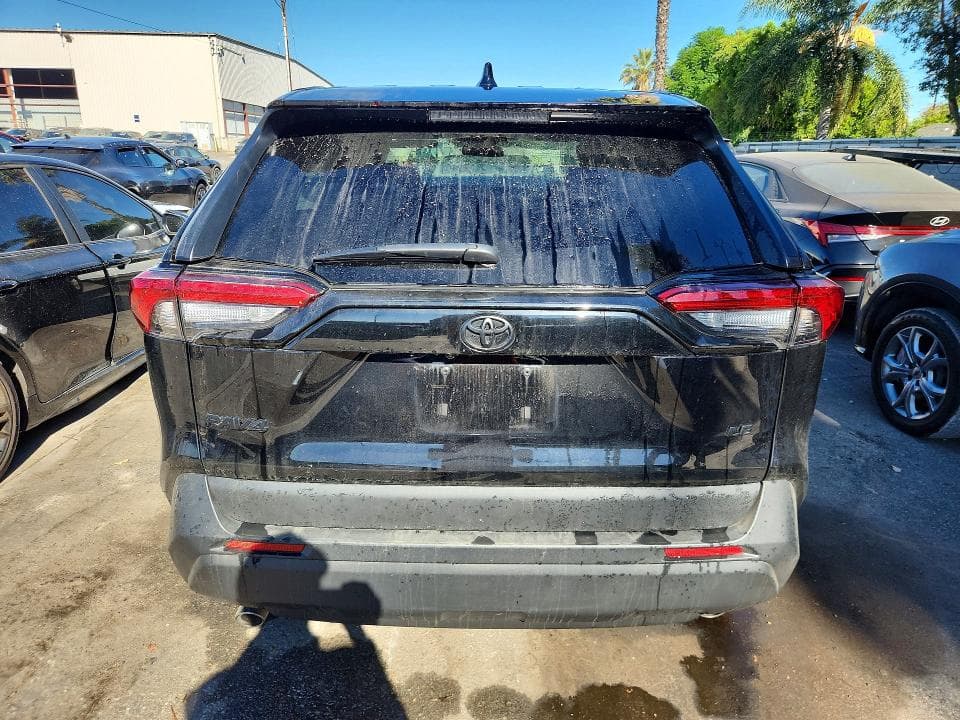 2025 TOYOTA RAV4 LE 6