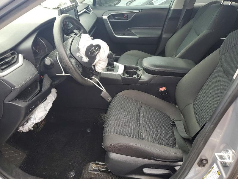 2021 TOYOTA RAV4 LE 7