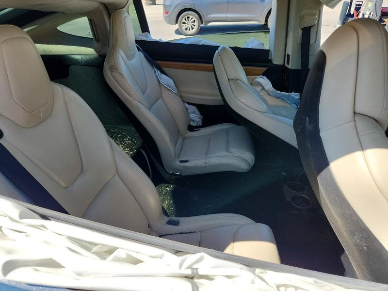 2018 TESLA MODEL X 10