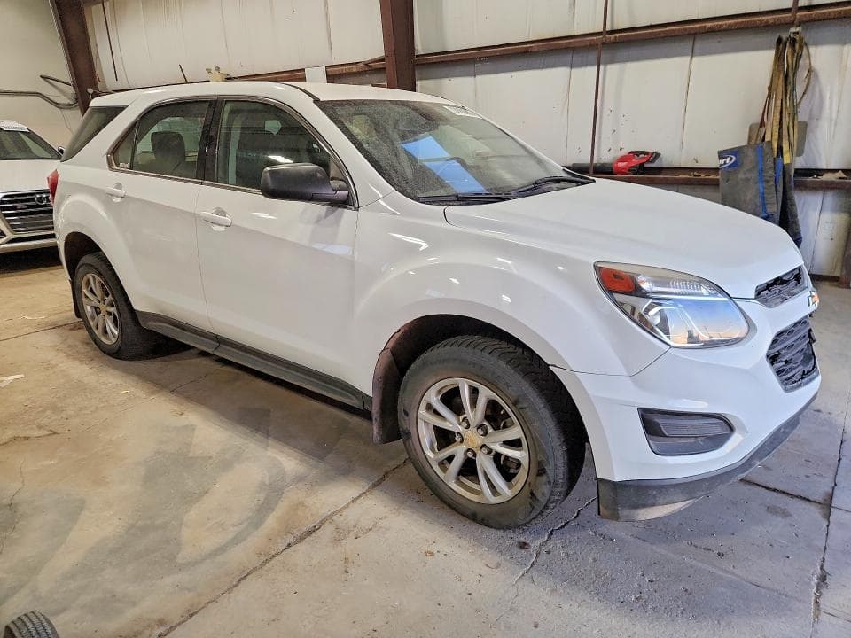 2017 CHEVROLET EQUINOX LS 4