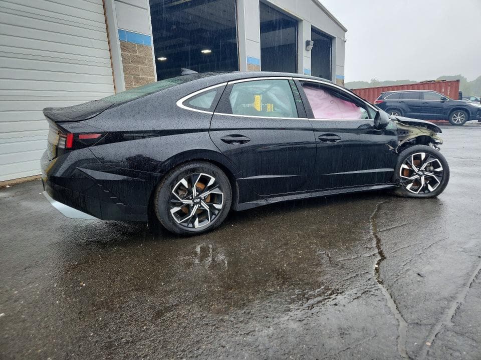 2025 HYUNDAI SONATA SEL 3