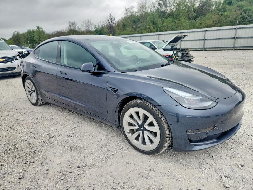 2023 TESLA MODEL 3 4