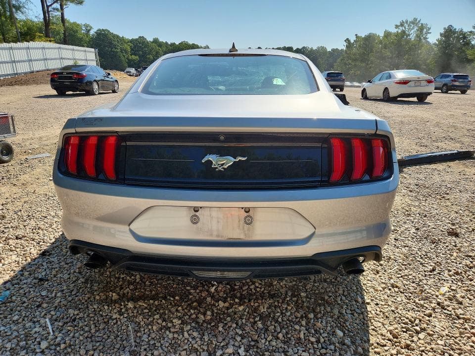2022 FORD MUSTANG 6