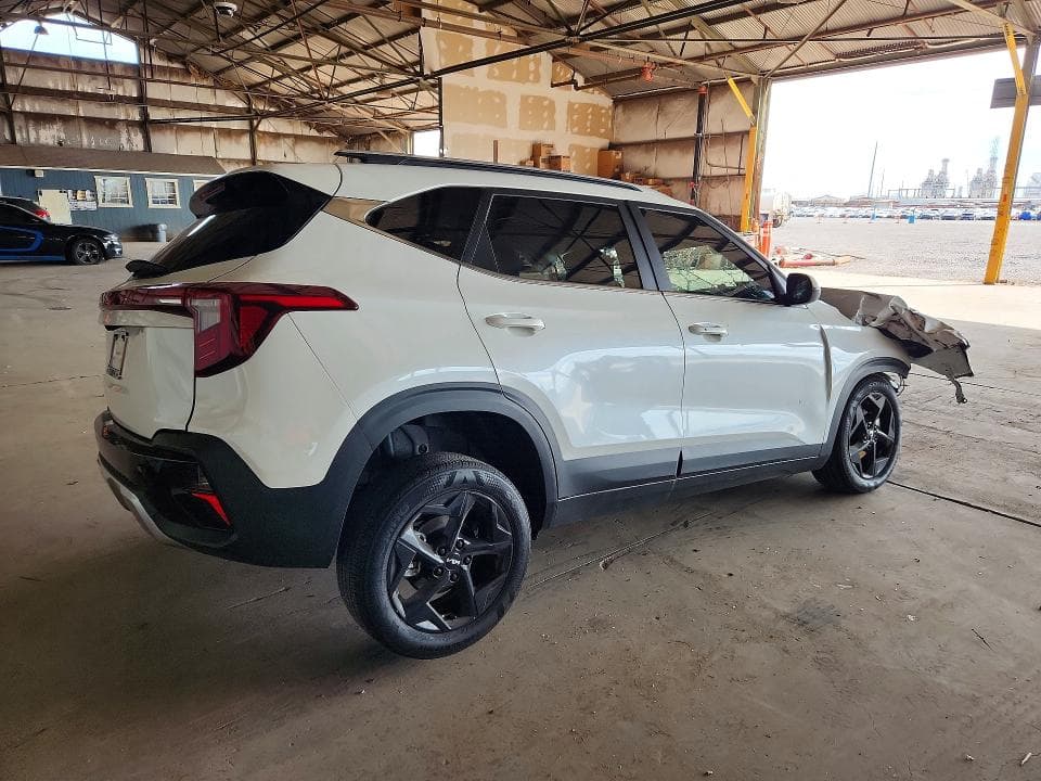2026 KIA SELTOS EX 3