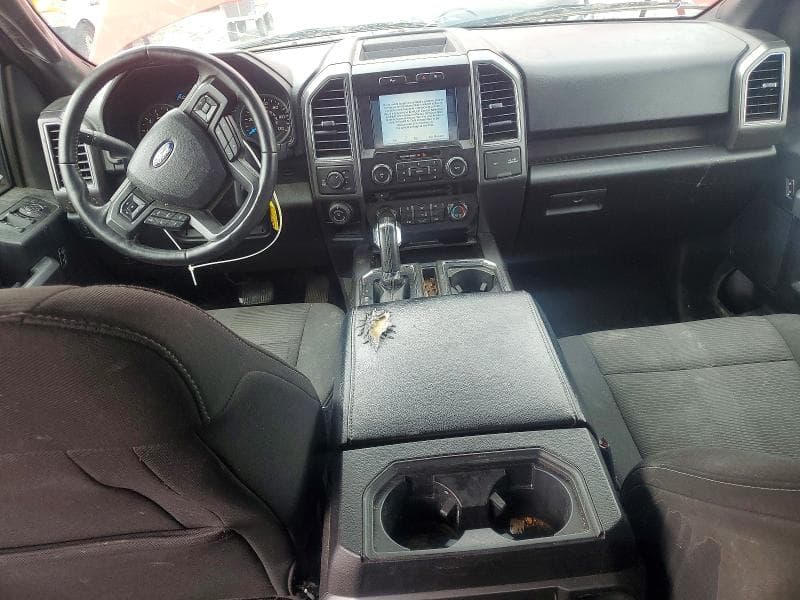 2017 FORD F150 SUPERCREW 8