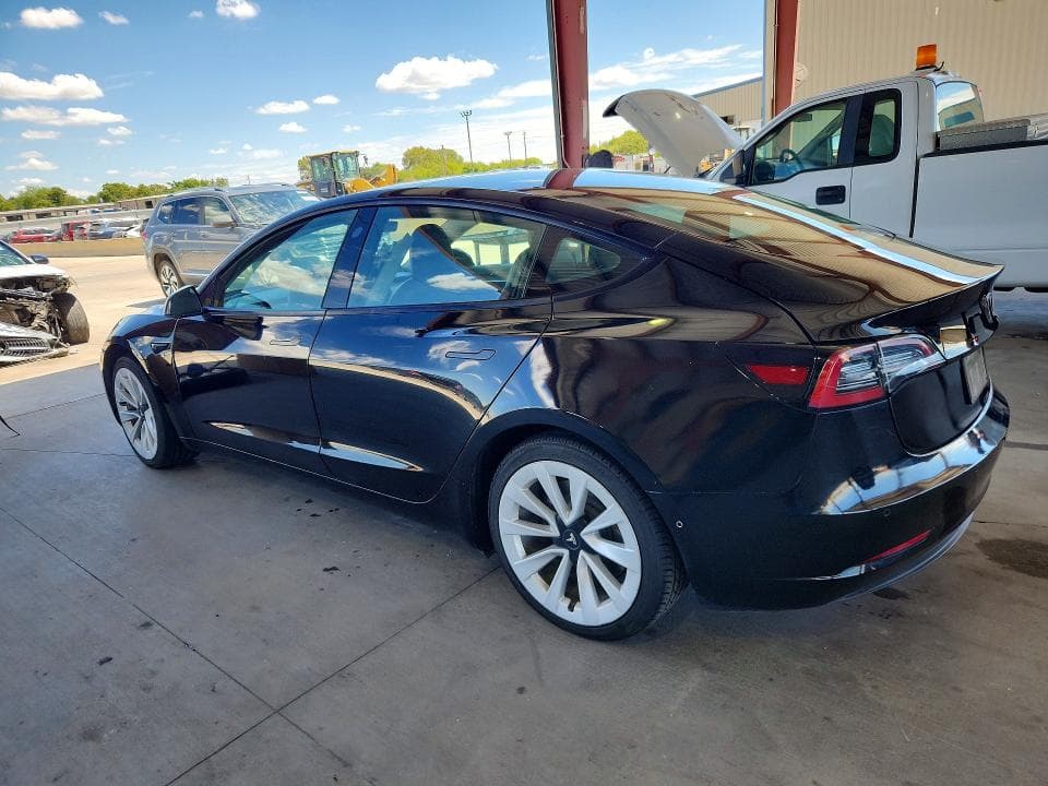 2022 TESLA MODEL 3 2