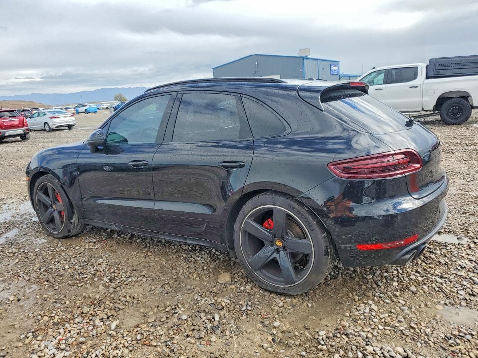 2017 PORSCHE MACAN GTS 2