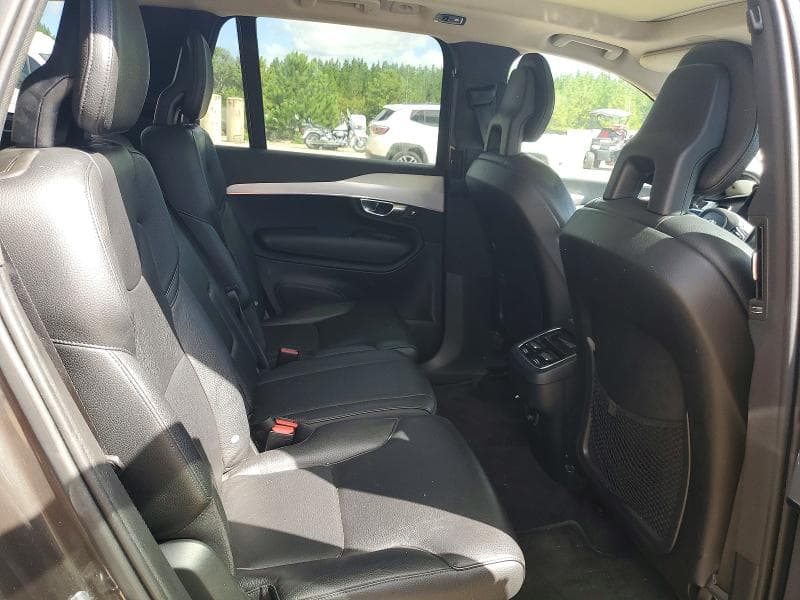 2018 VOLVO XC90 T6 10