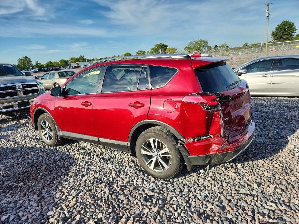 2018 TOYOTA RAV4 XLE 2