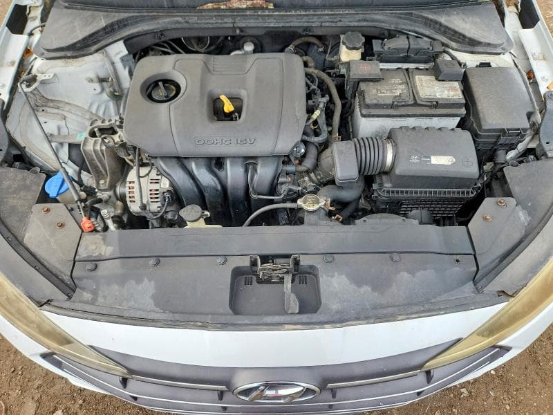 2019 HYUNDAI ELANTRA SE 11