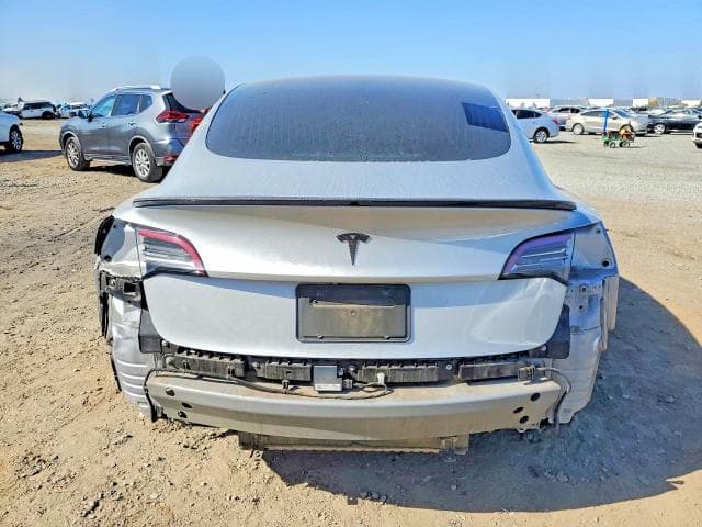 2018 TESLA MODEL 3 6
