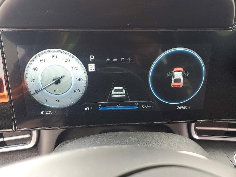 2025 HYUNDAI ELANTRA LIMITED 9