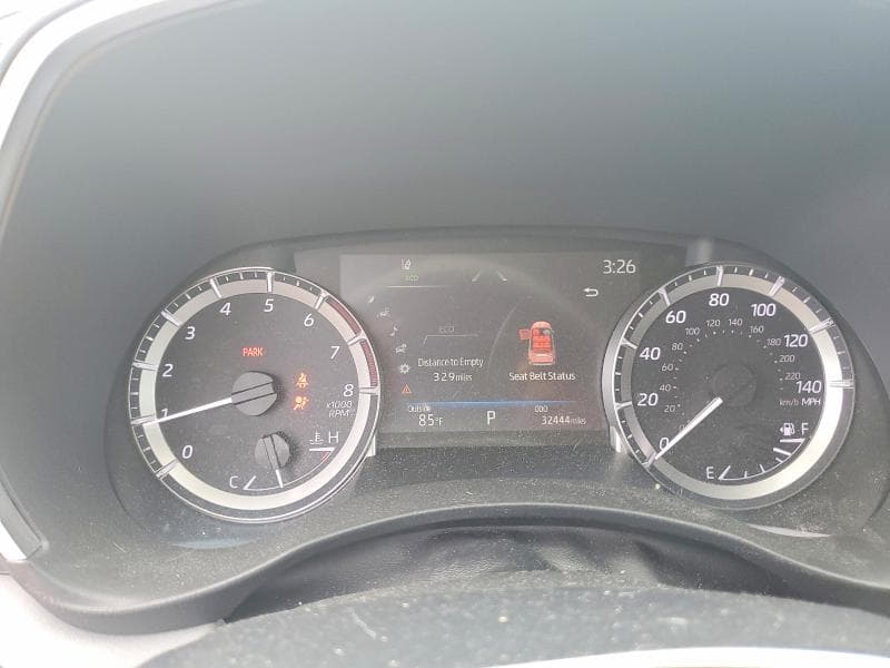 2023 TOYOTA HIGHLANDER XLE 9