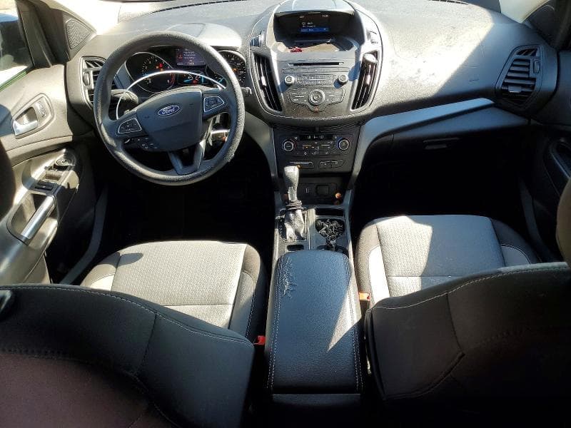 2017 FORD ESCAPE SE 8